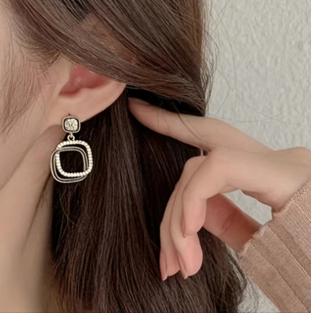 Elegant Silver Square Drop Earrings